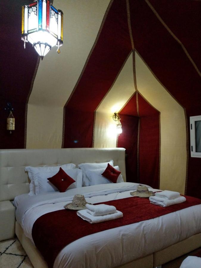 Sahara Sky Luxury Camp Hotel Merzouga Bagian luar foto