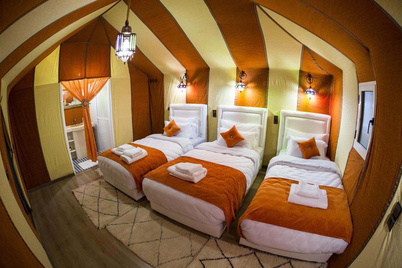 Sahara Sky Luxury Camp Hotel Merzouga Bagian luar foto