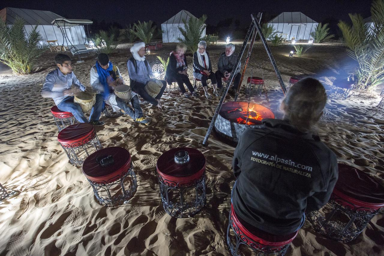 Sahara Sky Luxury Camp Hotel Merzouga Bagian luar foto