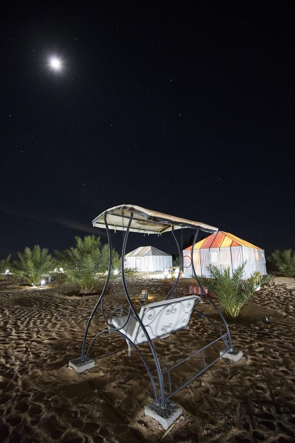 Sahara Sky Luxury Camp Hotel Merzouga Bagian luar foto
