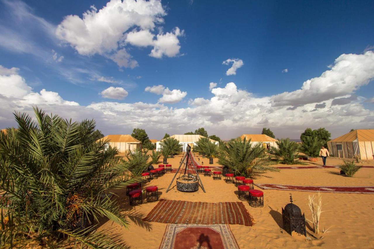 Sahara Sky Luxury Camp Hotel Merzouga Bagian luar foto