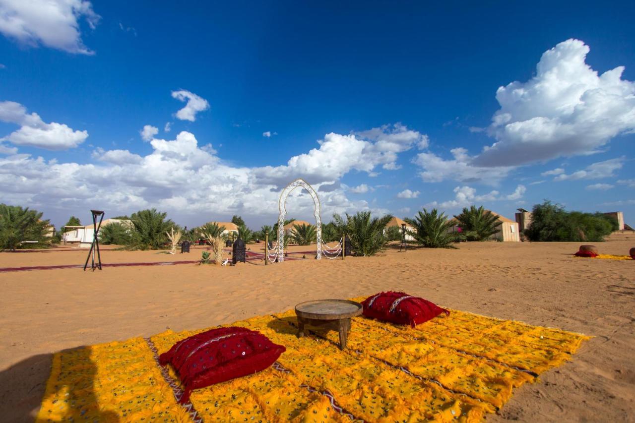 Sahara Sky Luxury Camp Hotel Merzouga Bagian luar foto
