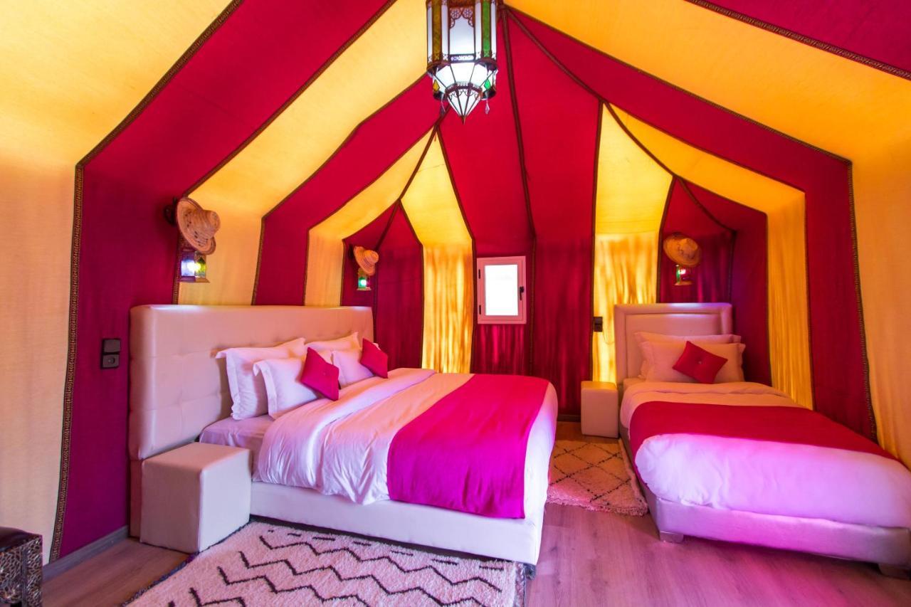 Sahara Sky Luxury Camp Hotel Merzouga Bagian luar foto
