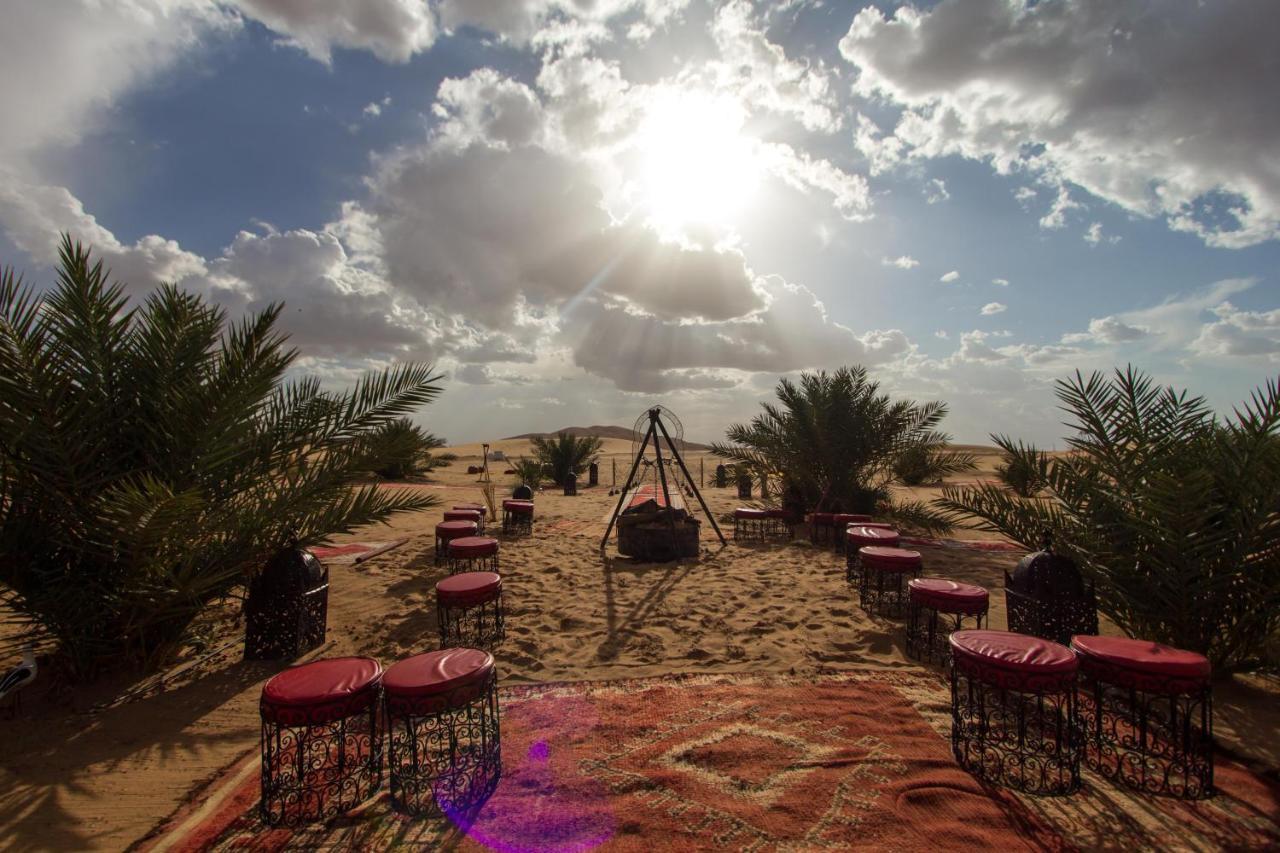Sahara Sky Luxury Camp Hotel Merzouga Bagian luar foto