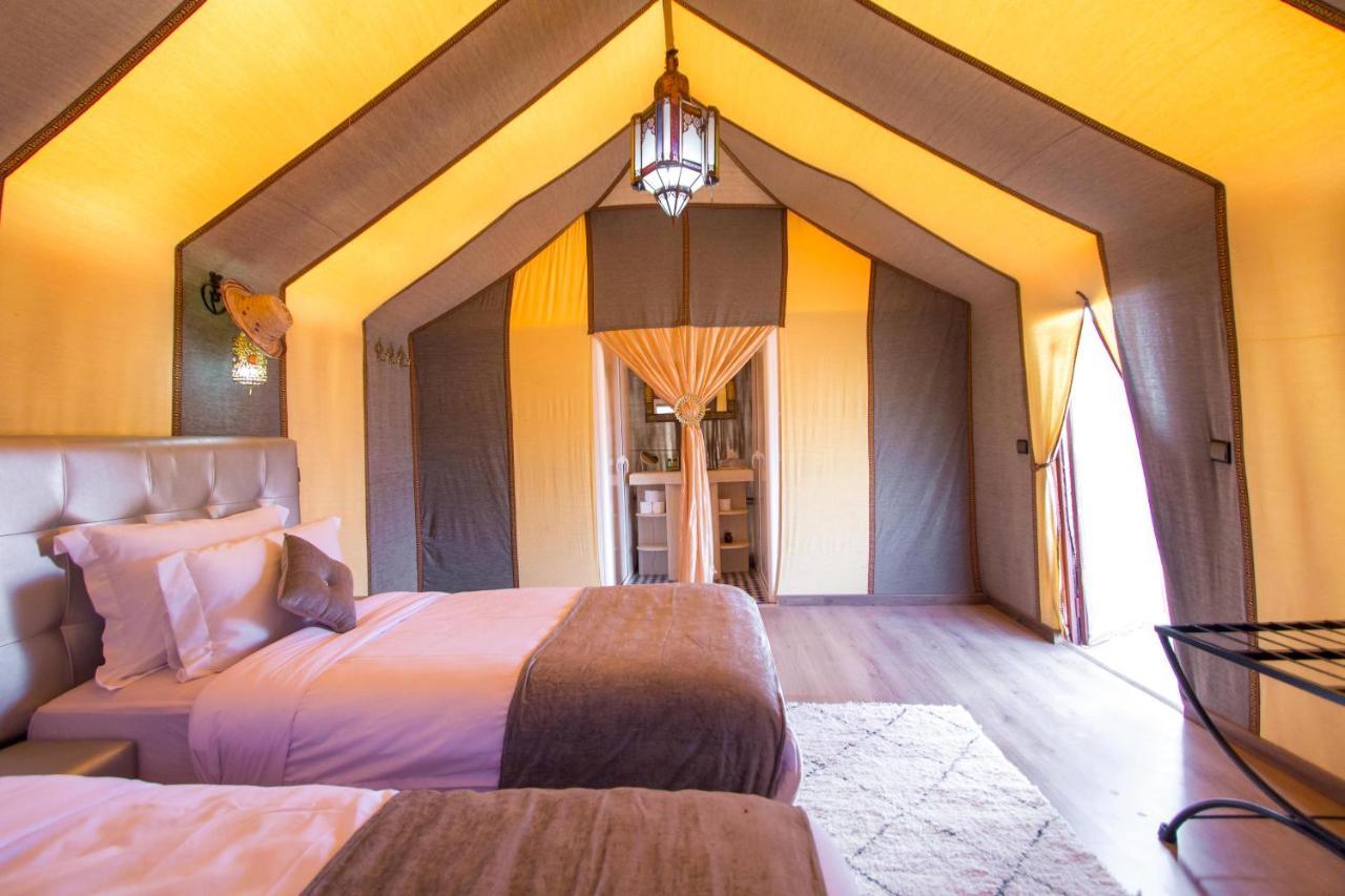 Sahara Sky Luxury Camp Hotel Merzouga Bagian luar foto