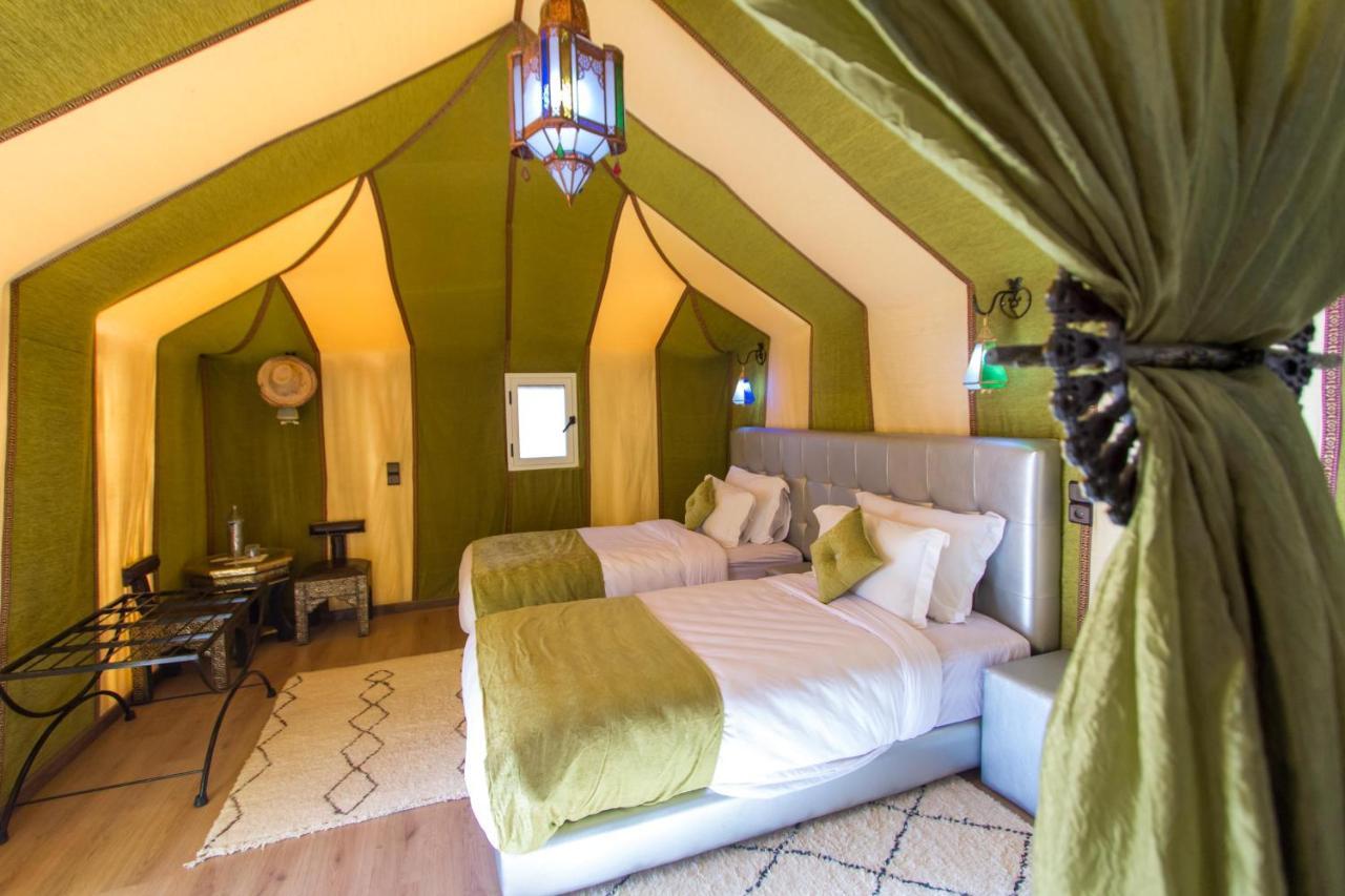 Sahara Sky Luxury Camp Hotel Merzouga Bagian luar foto